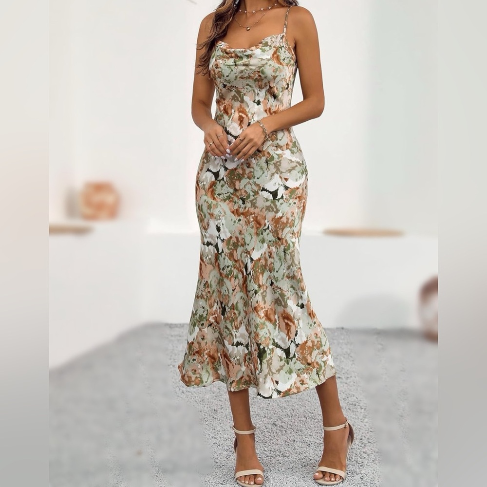 Floral Sleeveless Midi Dress